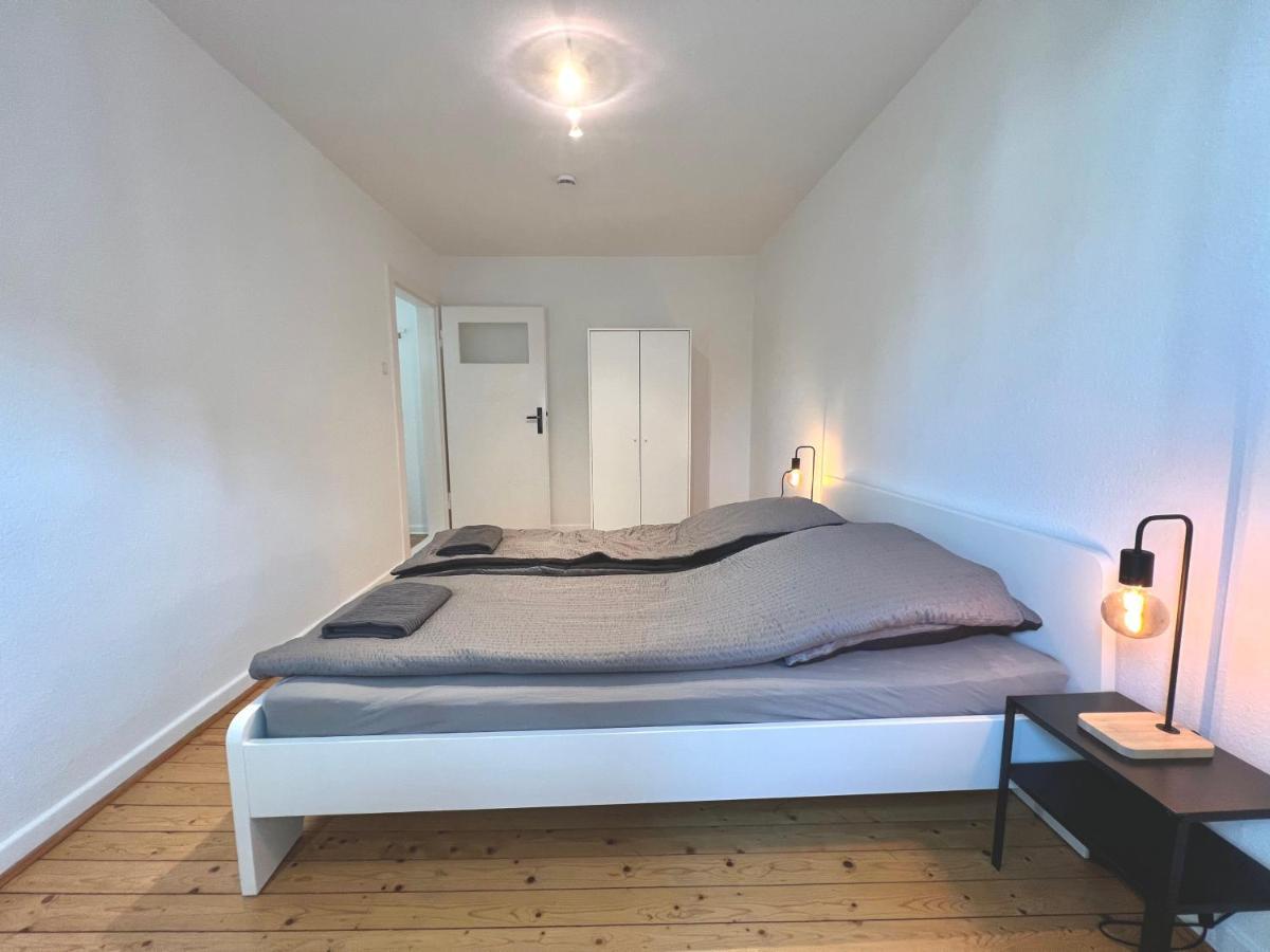 Doppelbett Unterkunft Vahrenwald-List Hanover Exterior photo