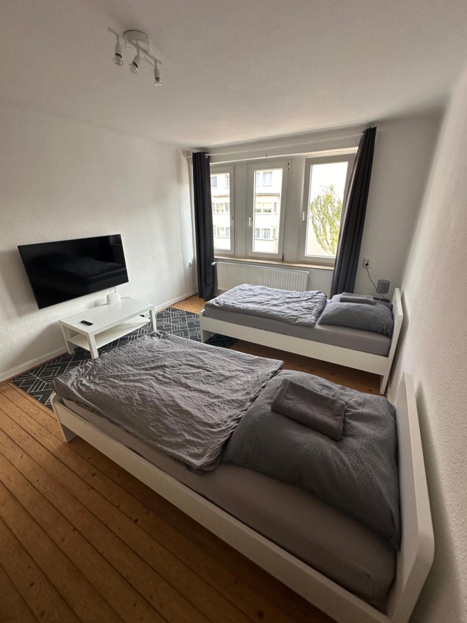 Doppelbett Unterkunft Vahrenwald-List Hanover Exterior photo